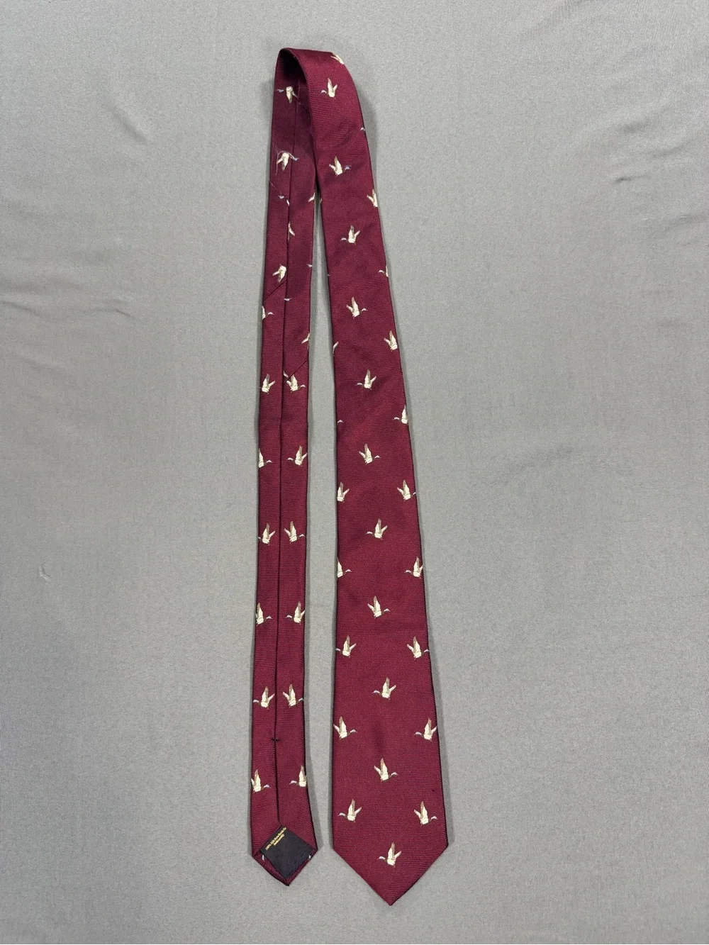 Brooks Brothers Burgundy Flying Geese Tie 100% Silk